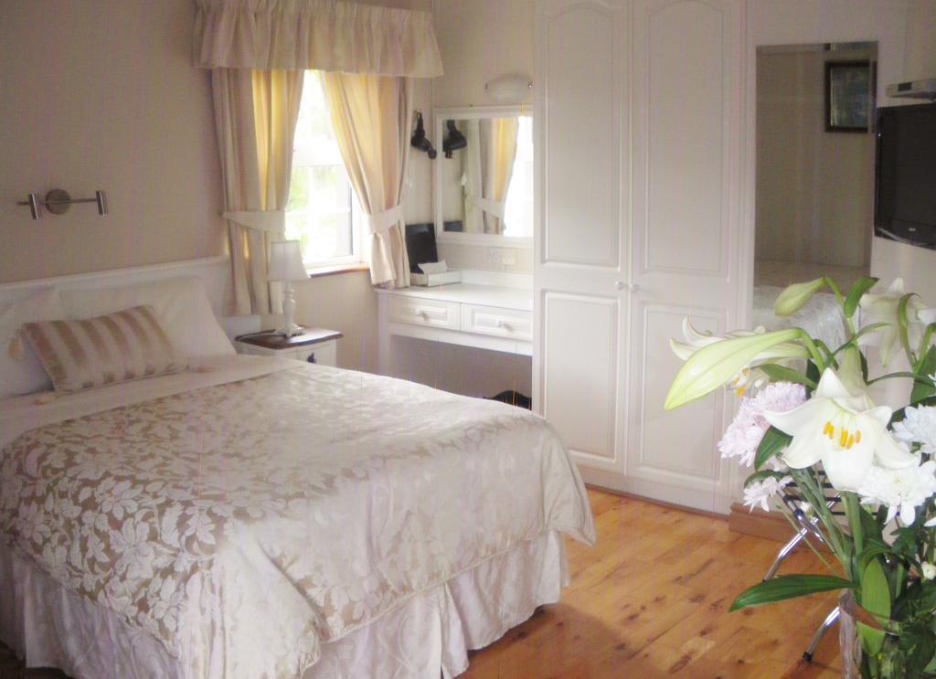 Bed and Breakfast Redwood Килларни Номер фото