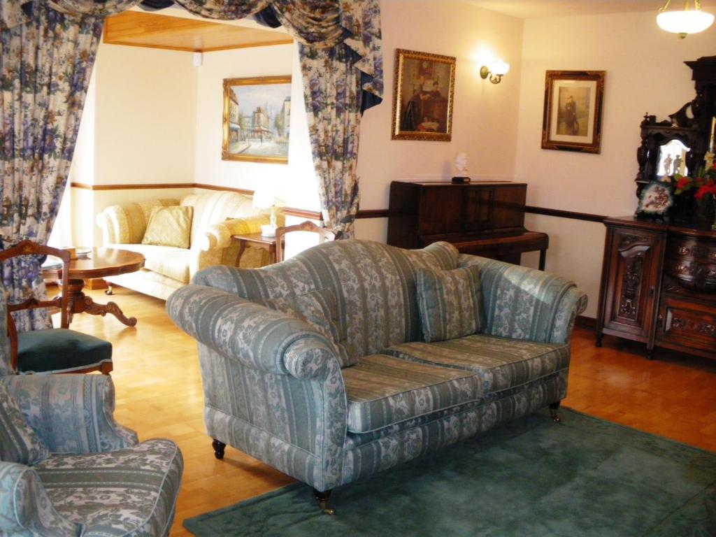 Bed and Breakfast Redwood Килларни Экстерьер фото