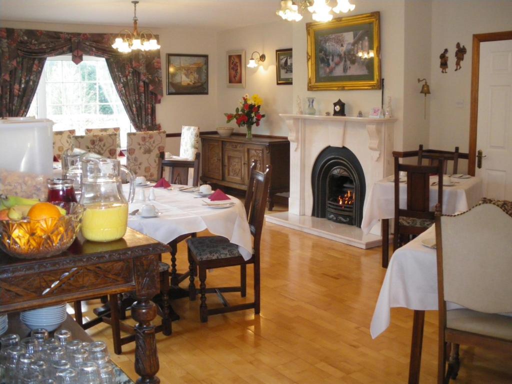 Bed and Breakfast Redwood Килларни Экстерьер фото